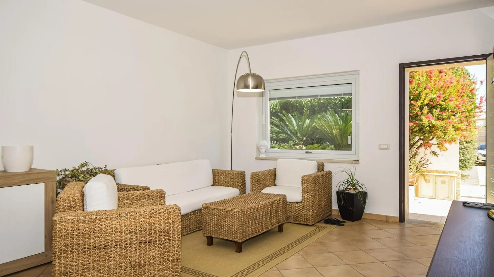 4 Bedroom Gorgeous Home In Marina Di Ragussa Marina di Ragusa