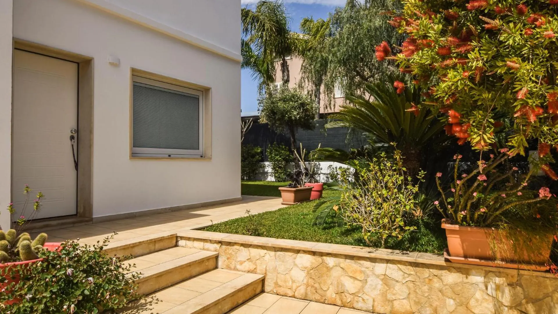 Tatil Evi 4 Bedroom Gorgeous Home In Marina Di Ragussa Marina di Ragusa
